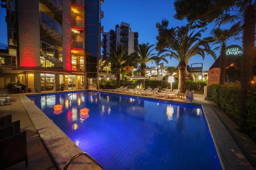 Hotel Doge Alba Adriatica Eksteriør billede